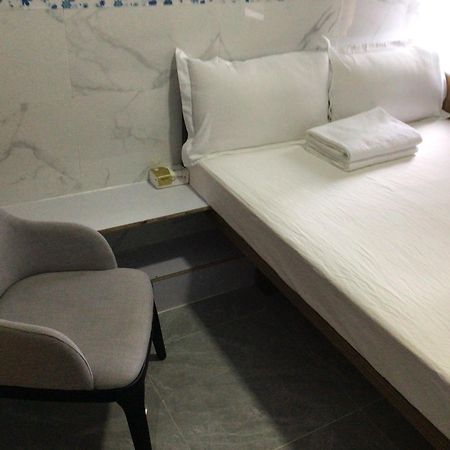 Ajit Guest House Хонконг Екстериор снимка